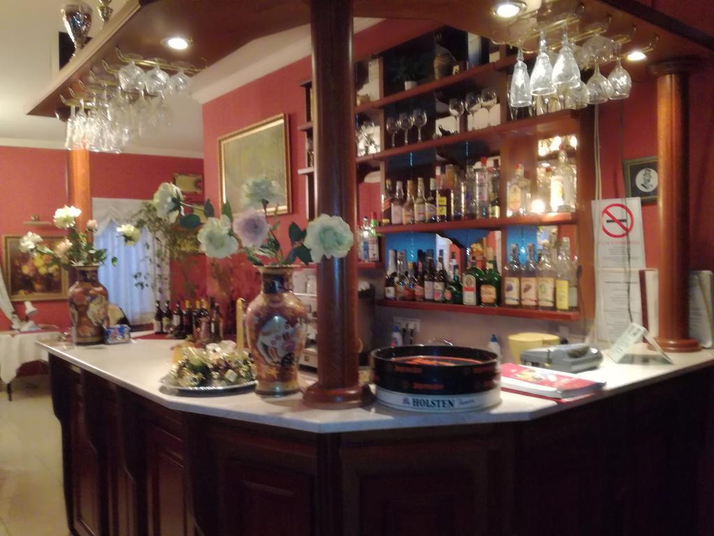 אגר Hotel Arany Trofea מראה חיצוני תמונה