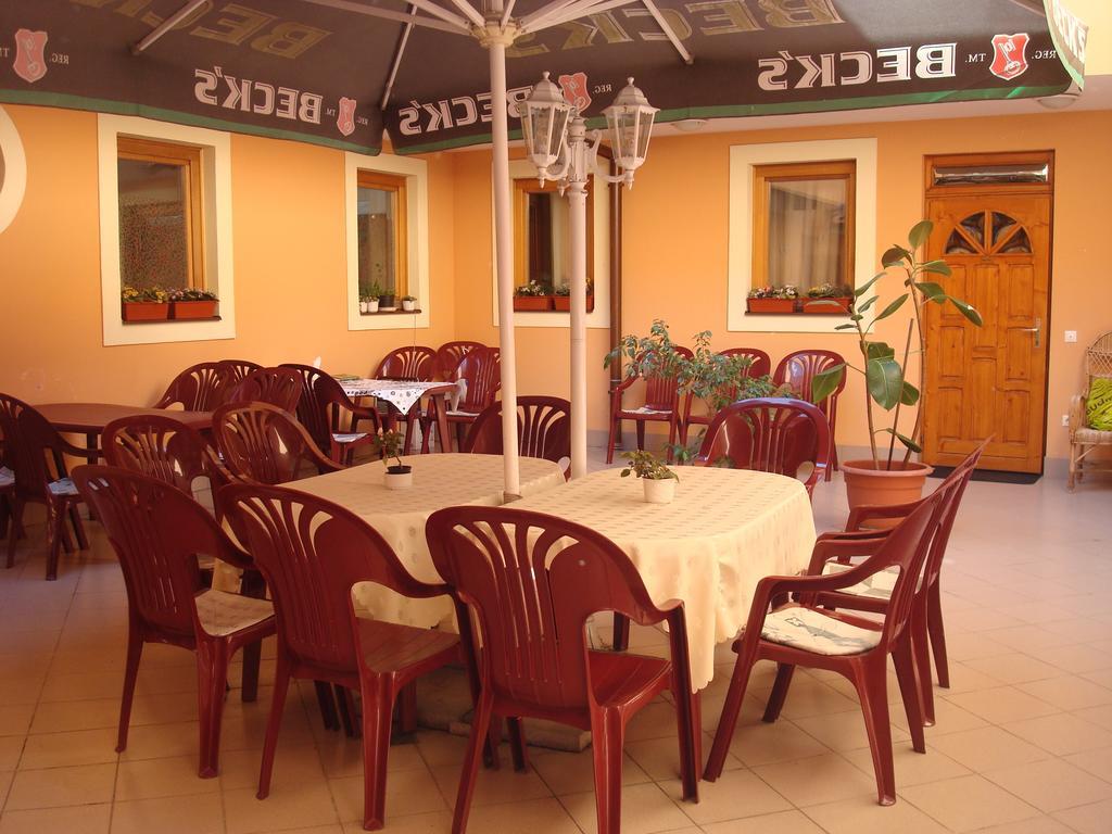 אגר Hotel Arany Trofea מראה חיצוני תמונה